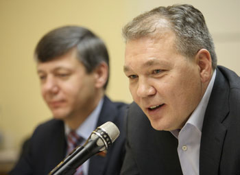 Леонид Калашников, секретарь, член Президиума ЦК КПРФ