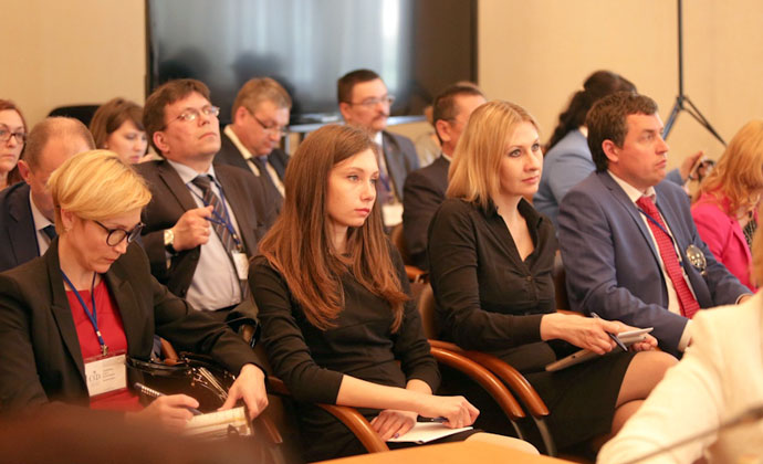 Д.Г. Новиков о работе КПРФ в Госдуме и региональных парламентах 