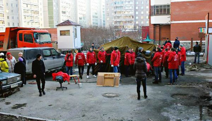 Лидера свердловских коммунистов Александра Ивачева и двух депутатов от КПРФ задержала полиция